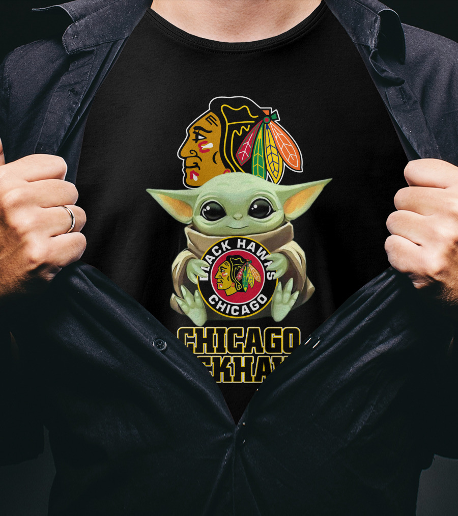 Chicago Blackhawks Baby Yoda Holding Blackhawks T-Shirt