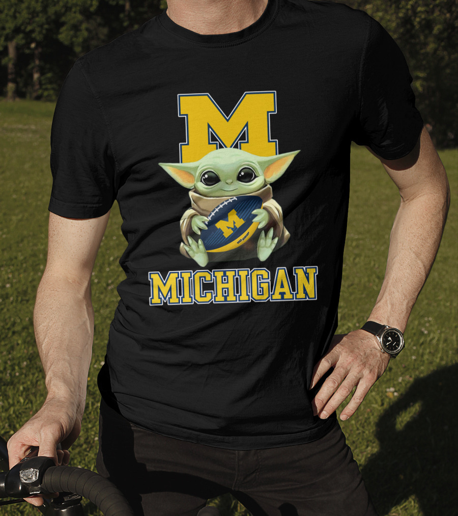 Michigan Wolverines Baby Yoda Football Fan Character M T-Shirt