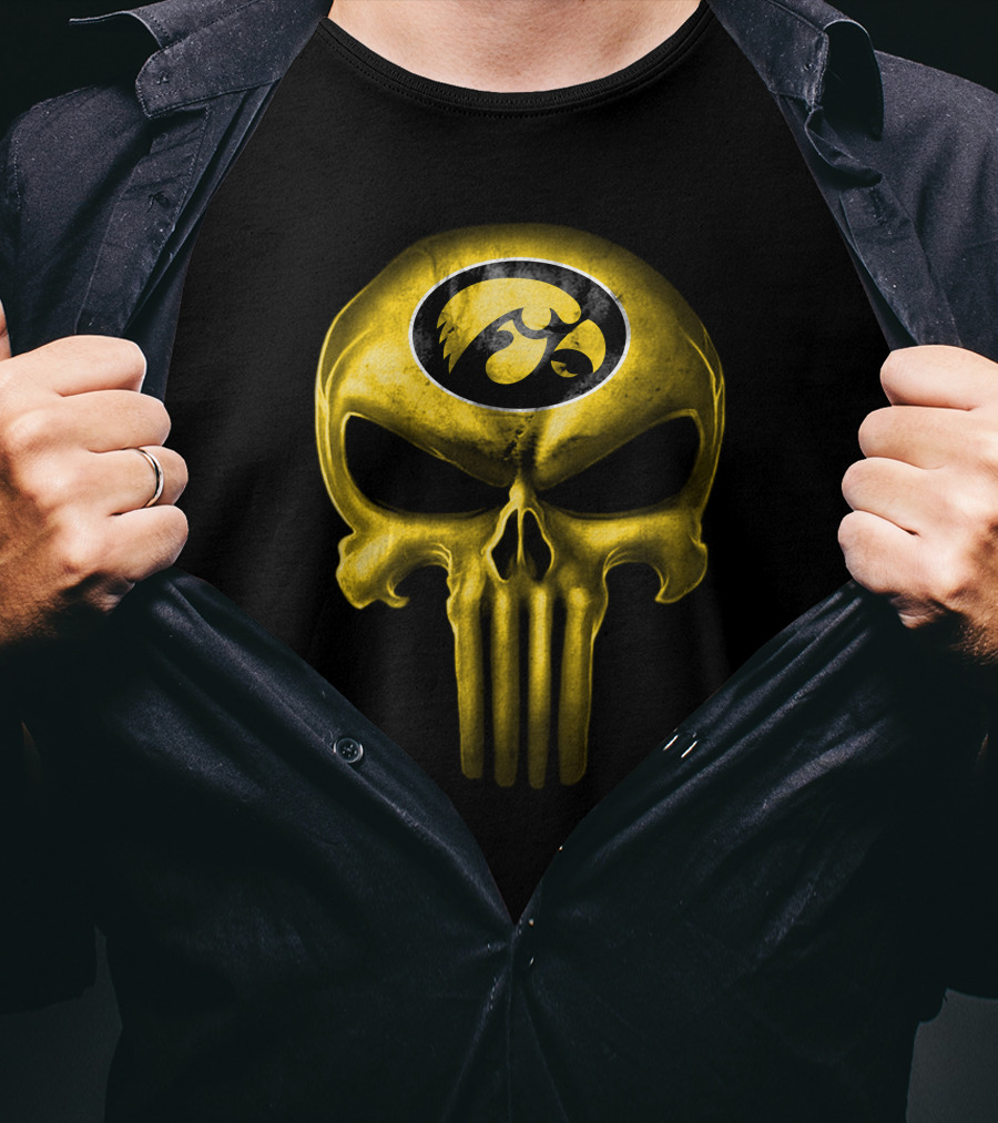 Iowa Hawkeyes Punisher Skull Fan T-Shirt