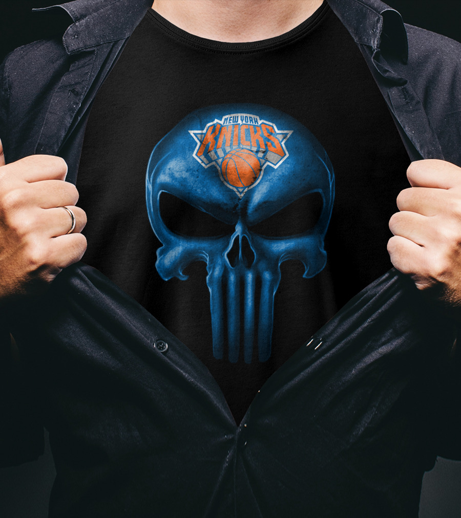 New York Knicks Skull Basketball Logo Fusion T-Shirt