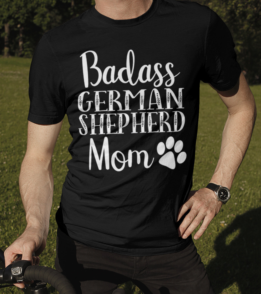 Badass German Shepherd Mom Paw Print Icon Funny Dog T-Shirt