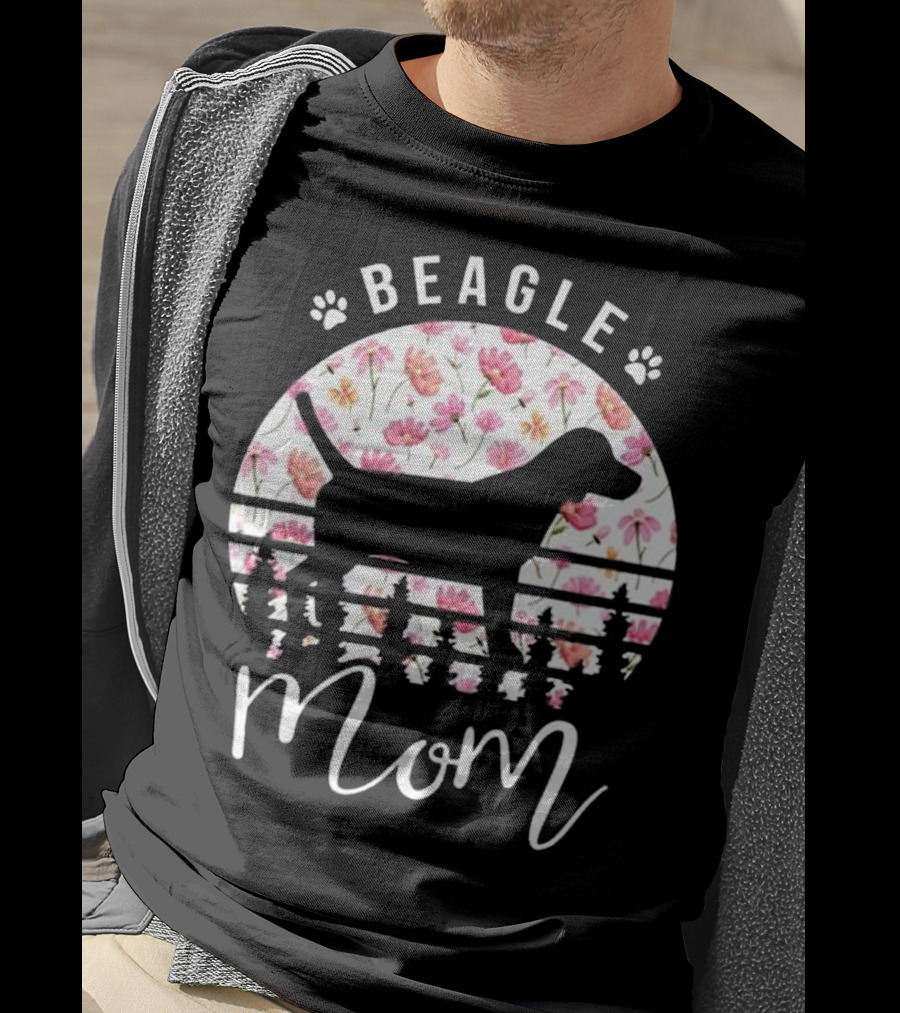 Beagle Mom Floral Mother's Day T-Shirt