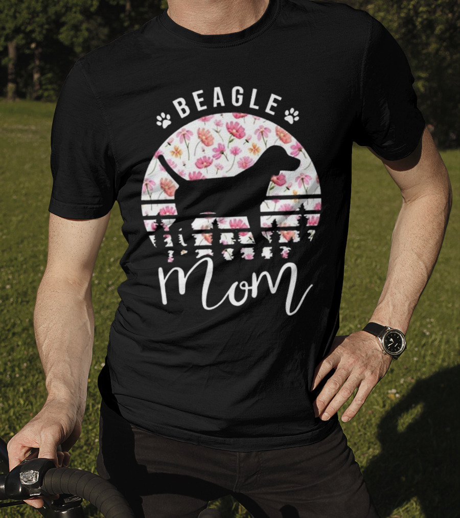Beagle Mom Floral Mother's Day T-Shirt