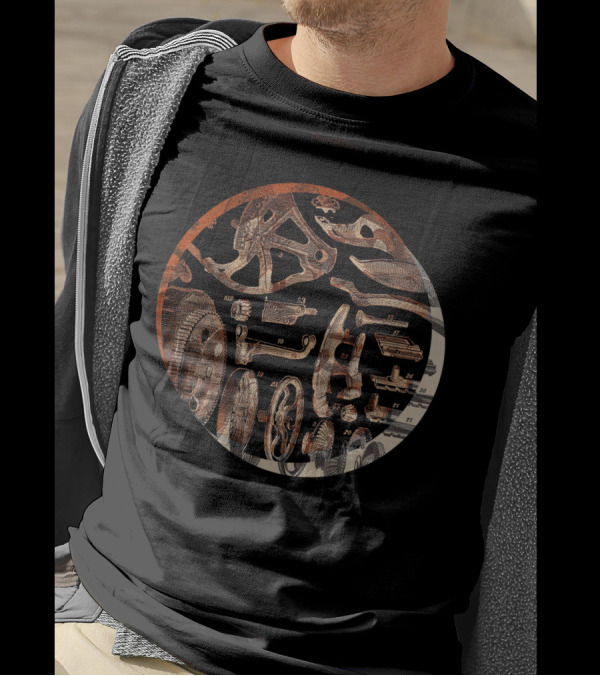 Antique Mechanical Gears And Components With Bits And Bobs T-Shirt