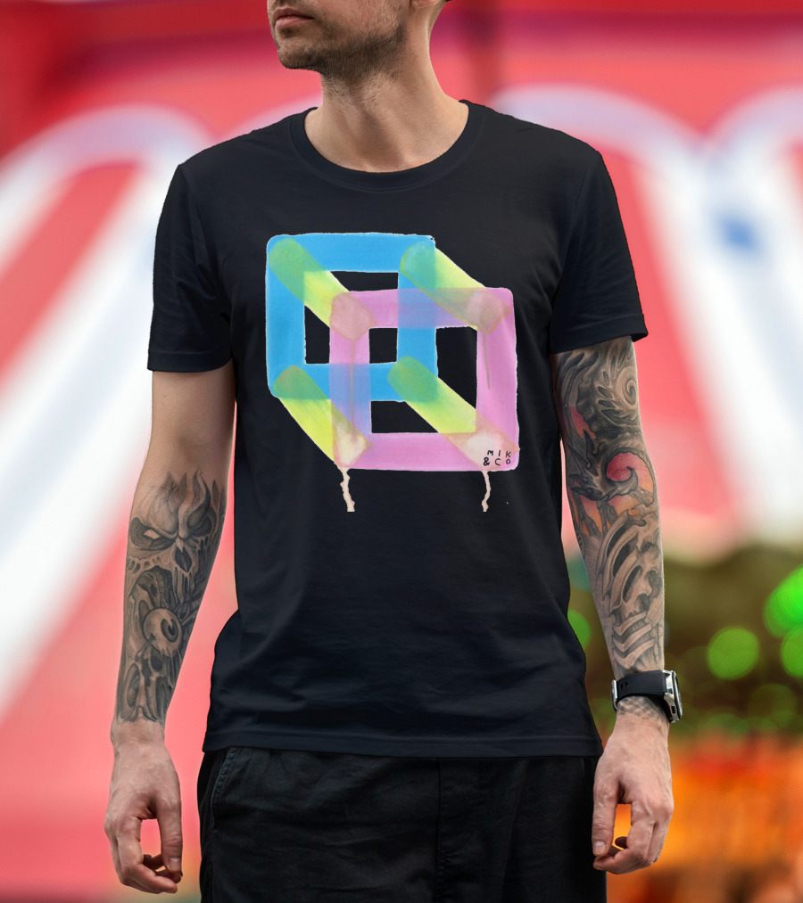 Mik and Co The Cubicle Optical Illusion Interlocking Geometric Shapes T-Shirt