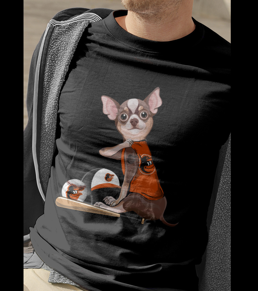 Baltimore Orioles Chihuahua Baseball Fan With Bat And Helmet T-Shirt