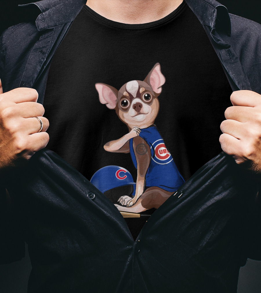 Chicago Cubs Chihuahua Baseball Fan With Helmet And Bat T-Shirt