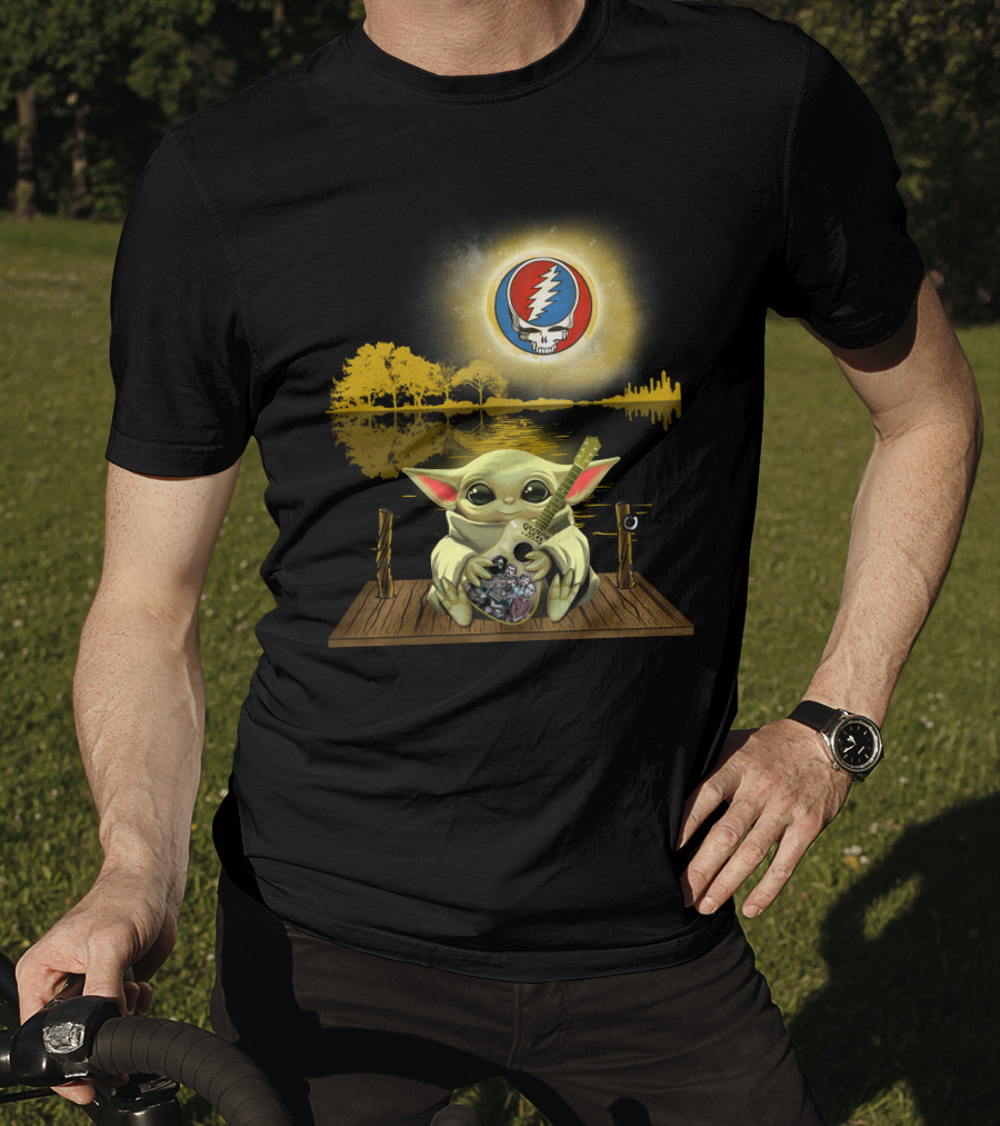 Grateful Dead Lightning Skull With Baby Yoda Playing Guitar On Dock And Sunset T-Shirt