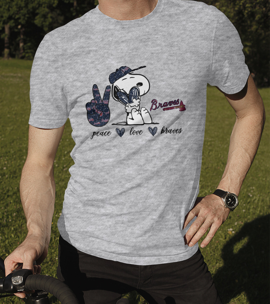 Peace Love Braves Snoopy Fan T-Shirt