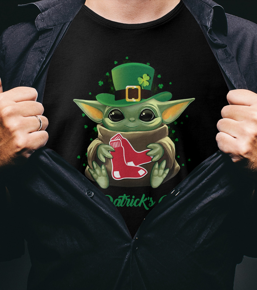 St. Patrick’s Day Boston Red Sox Baby Yoda T-Shirt