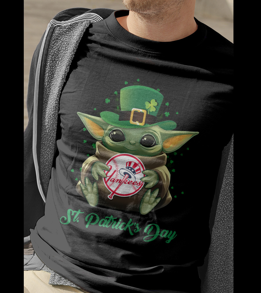 Yankees Baby Yoda St. Patrick's Day T-Shirt
