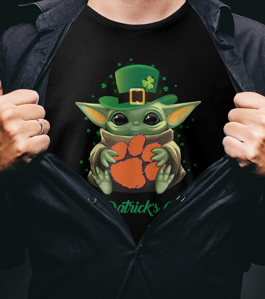 Clemson Tigers Baby Yoda St. Patrick's Day T-Shirt