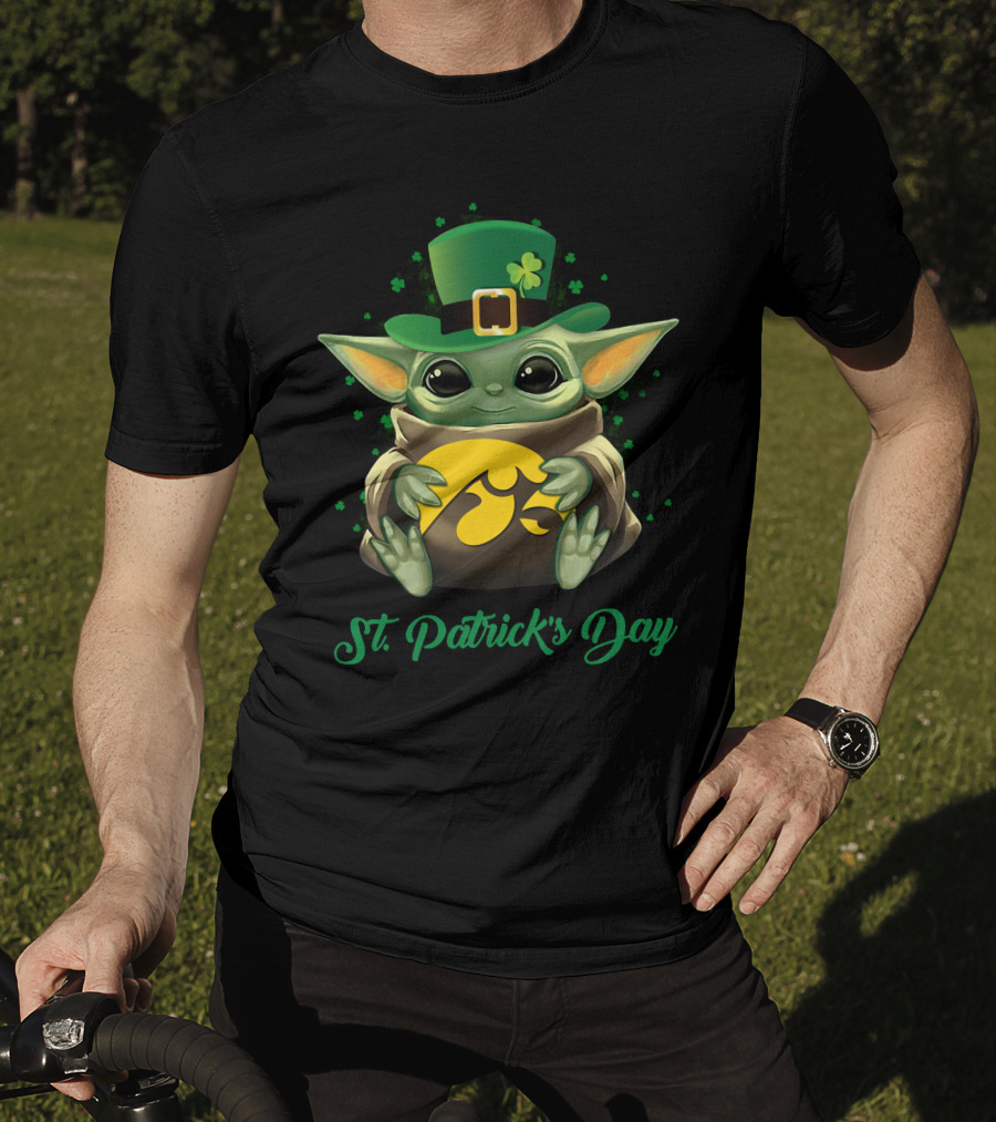 St. Patrick's Day Baby Yoda Iowa Hawkeyes T-Shirt