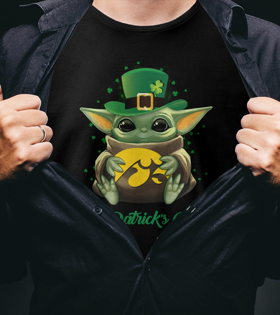 St. Patrick's Day Baby Yoda Iowa Hawkeyes T-Shirt