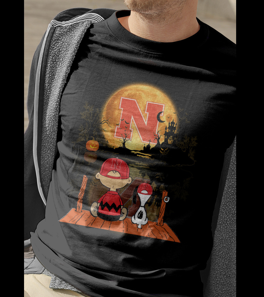Nebraska Cornhuskers Halloween Peanuts Moon T-Shirt
