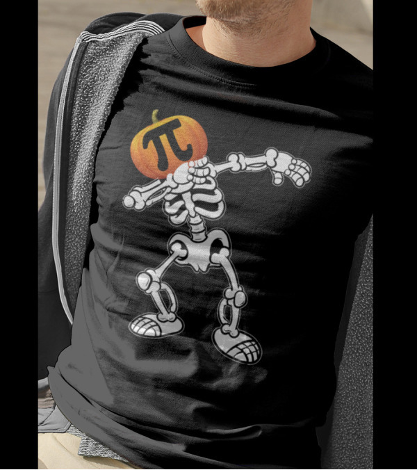 Halloween Skeleton With Pumpkin Head Dabbing Pi Math Fun T-Shirt
