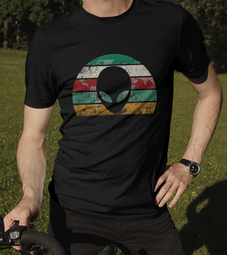 Retro Alien Stripes UFO Vintage Space T-Shirt