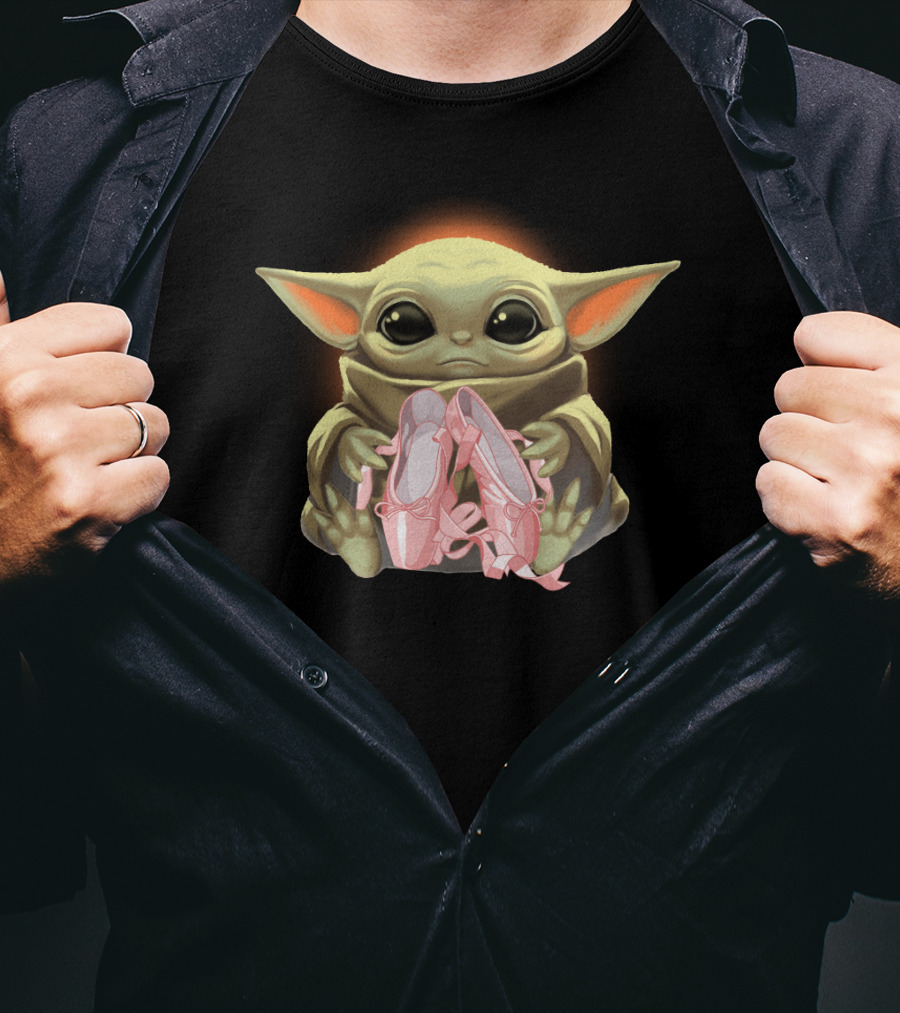 Baby Yoda Hug Pink Ballet Shoes T-Shirt