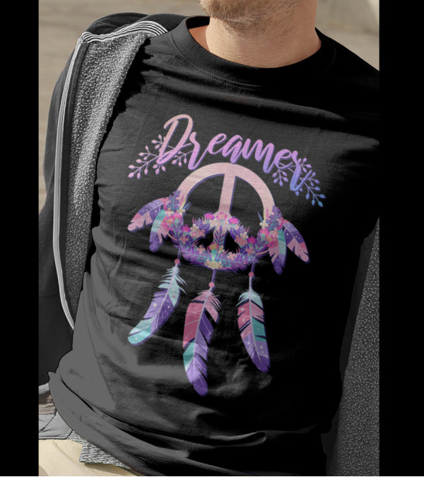Dreamer Boho Dreamcatcher Peace Sign Floral Feathers 60s 70s Groovy T-Shirt