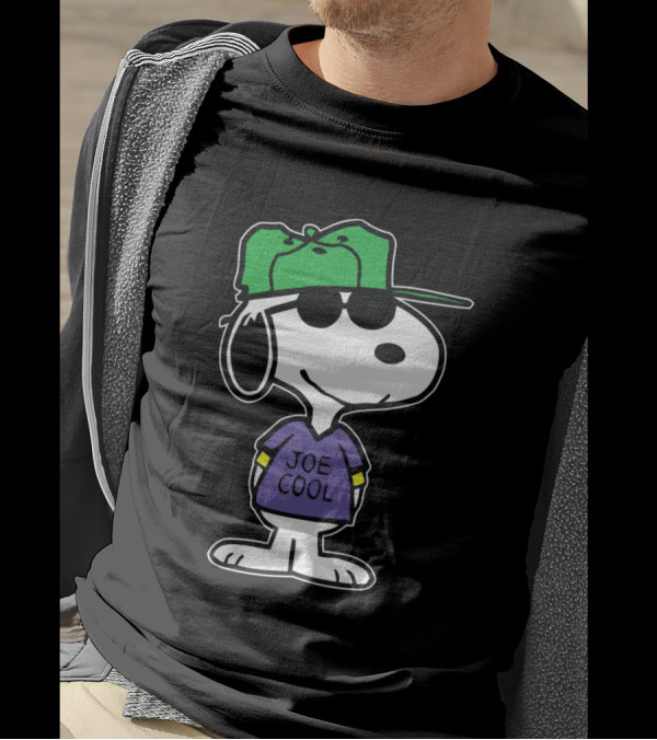 Snoopy Joe Cool Funny Peanuts Character Classic T-Shirt