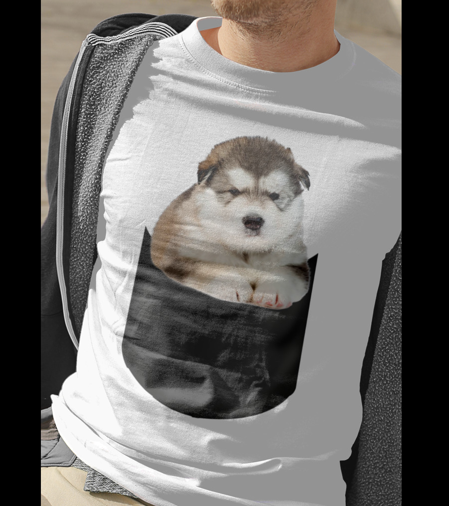 Alaskan Funny Dog In Pocket T-Shirt