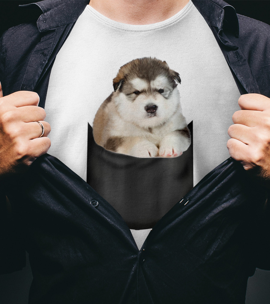 Alaskan Funny Dog In Pocket T-Shirt