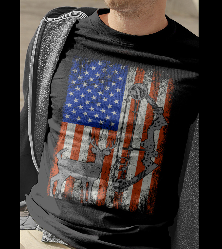 American Flag Deer Bow Hunter Hunting T-Shirt
