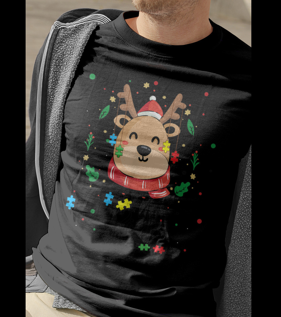 Be Kind Reindeer With Santa Hat And Colorful Puzzle Pieces Autism T-Shirt