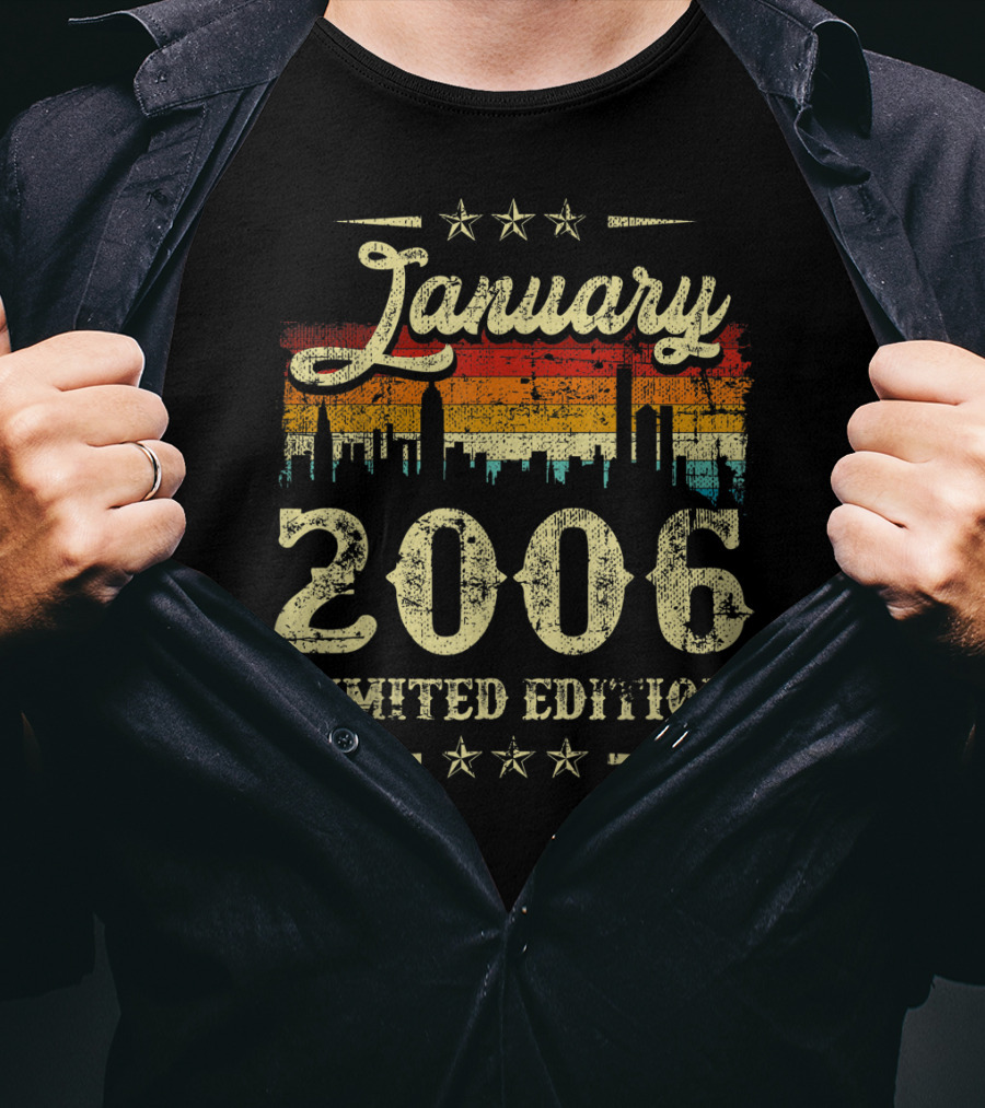 January 2006 Vintage Classic Stars Retro City Skyline T-Shirt