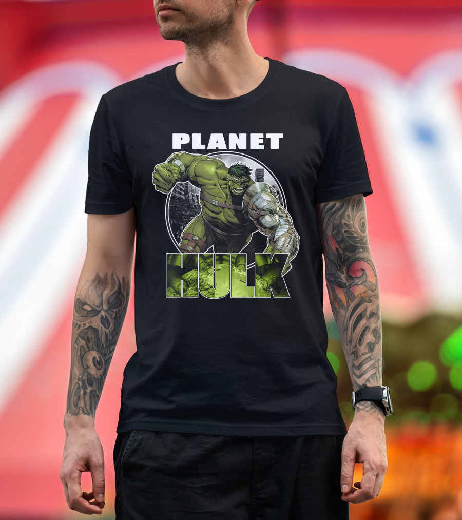 Marvel Planet Hulk Metal Arm Smash Action Scene T-Shirt
