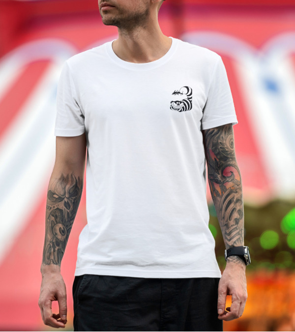 Premium T-Shirt: Disney Cheshire Cat Left Chest Iconic Smile Alice In Wonderland T-Shirt Disney Cheshire Cat Left Chest Iconic Smile Alice In Wonderland T-Shirt
