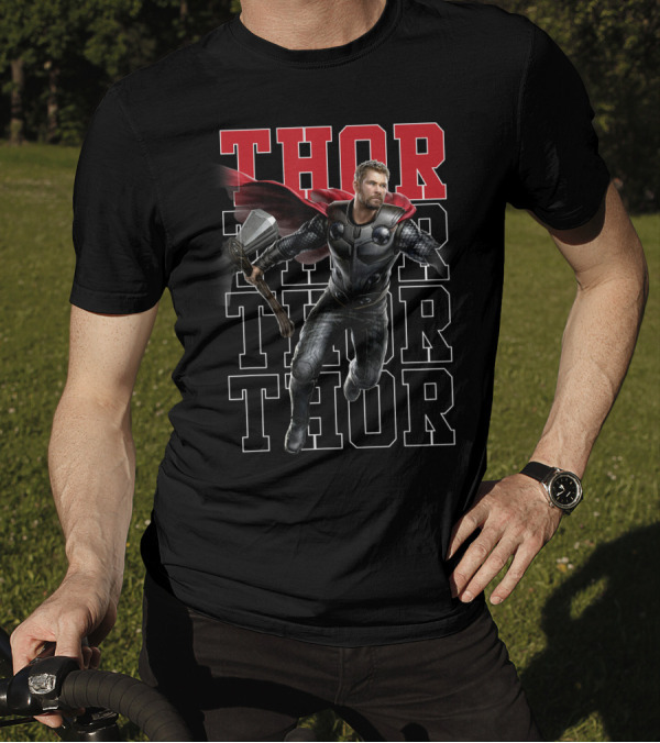 Marvel Avengers Endgame Thor Dynamic Pose With Name Stack T-Shirt