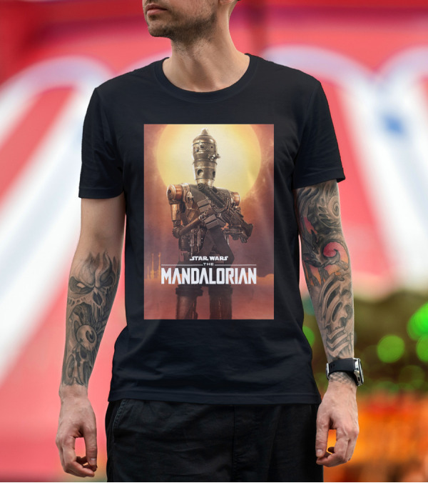 Premium T-Shirt: Star Wars The Mandalorian IG-11 Character T-Shirt Star Wars The Mandalorian IG-11 Character T-Shirt