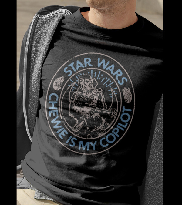 Star Wars Chewie Is My Copilot Wookiee Millennium Falcon Circle Emblem T-Shirt