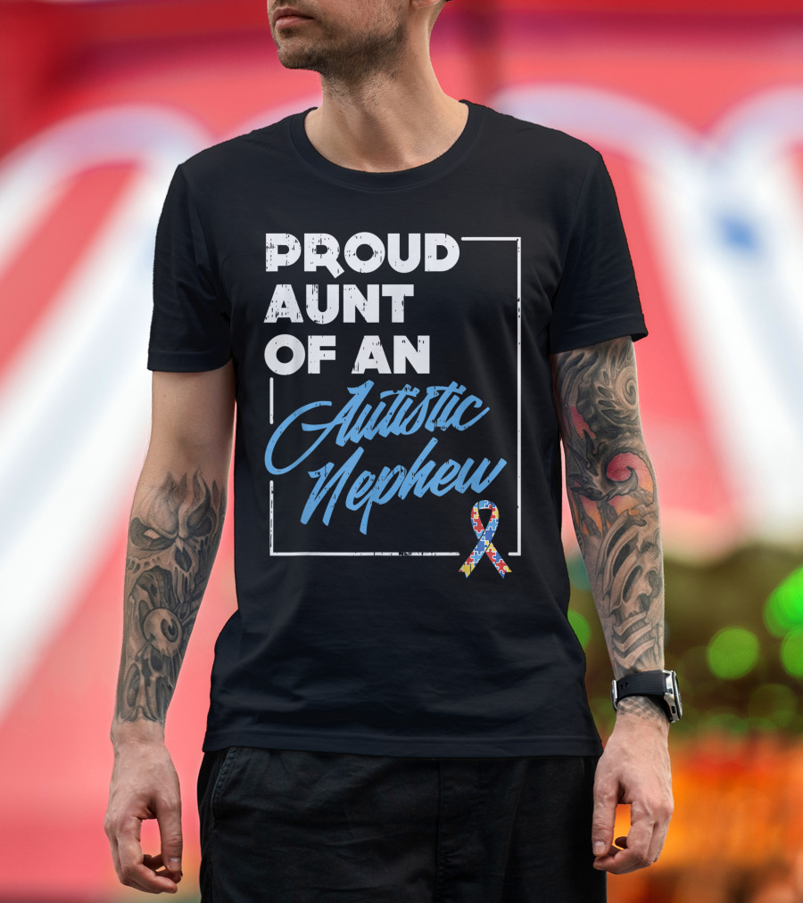 Proud Aunt of an Autistic Nephew Autism Awareness Puzzle T-Shirt