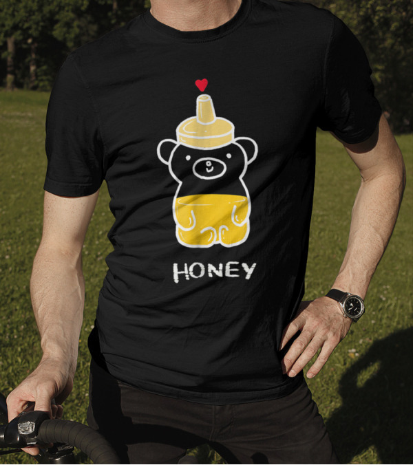 Shor Sleeve Ee Shirs Cute Kawaii Honey Bear With Honey Bottle Head And Heart T-Shirt
