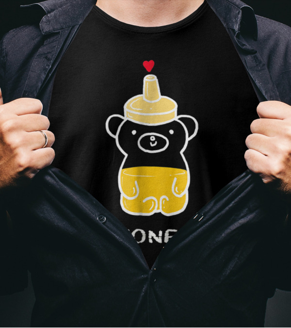 Shor Sleeve Ee Shirs Cute Kawaii Honey Bear With Honey Bottle Head And Heart T-Shirt