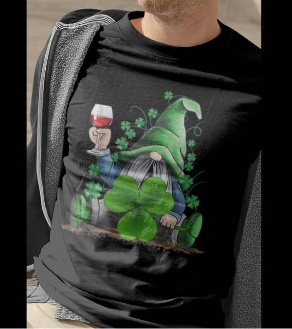 Hippie Gnome Holding Wine Surrounded By Shamrocks T-Shirt