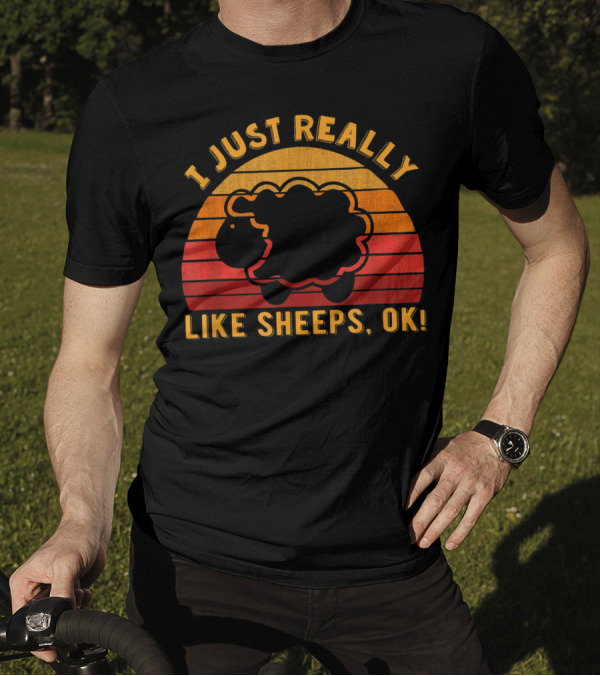 I Just Really Like Sheeps Ok Retro Sunset Lamb Lovers T-Shirt