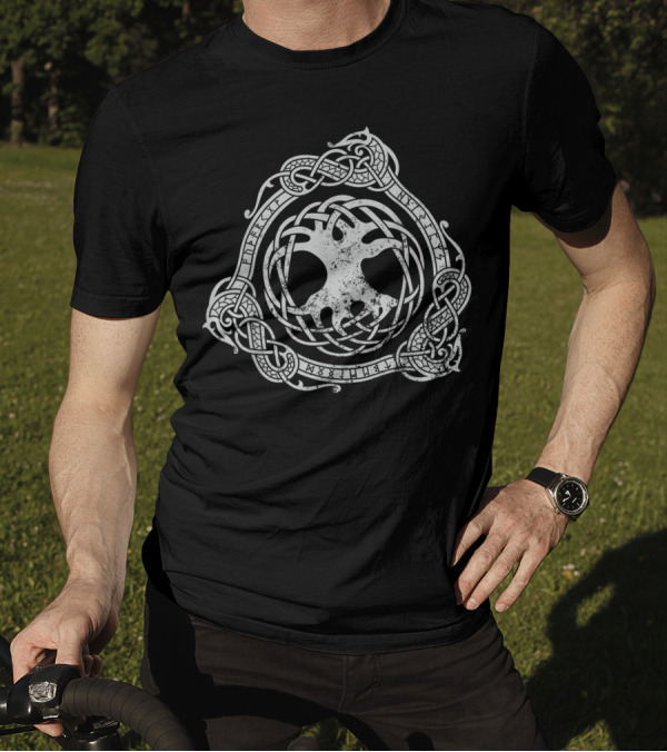 Yggdrasil Tree Of Life Norse Nordic Symbol Distressed Knotwork T-Shirt