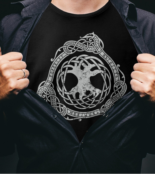 Yggdrasil Tree Of Life Norse Nordic Symbol Distressed Knotwork T-Shirt