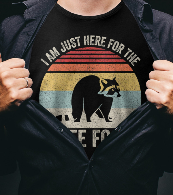 I Am Just Here For The Free Food Retro Raccoon Trash Panda T-Shirt