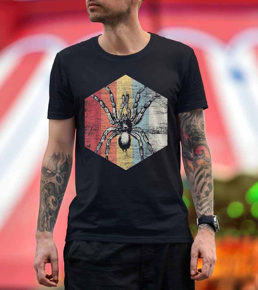 Retro Scary Spider Halloween Tarantula Vintage Stripe T-Shirt