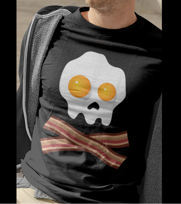 Bacon And Eggs Skull And Crossbones For Bacon Lovers T-Shirt