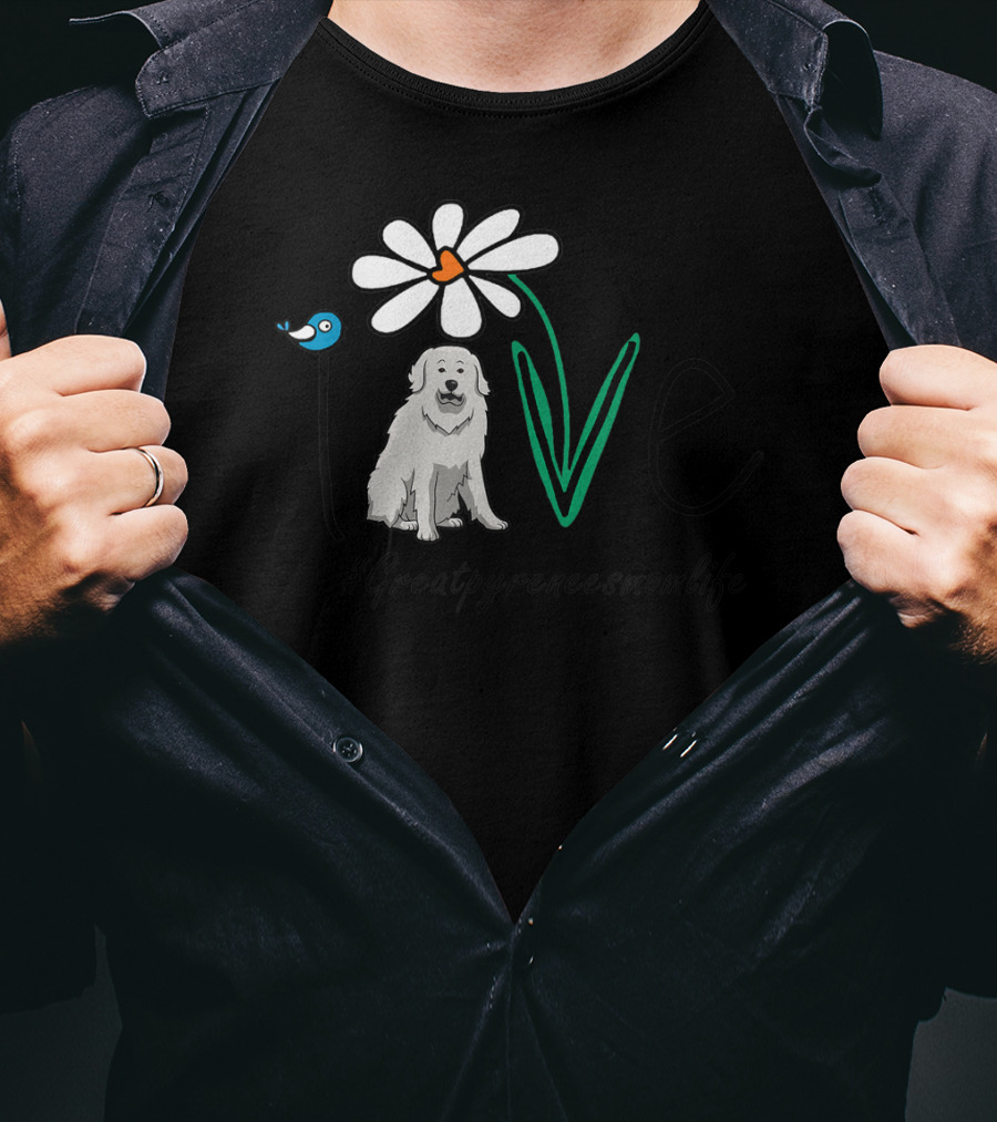 Love Great Pyrenees Mom Life #Greatpyreneesmomlife T-Shirt