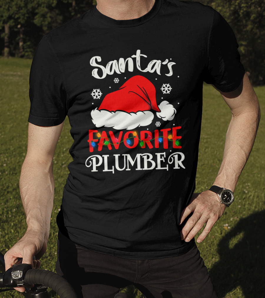 Santa's Favorite Plumber Christmas Hat Snowflakes Lights T-Shirt
