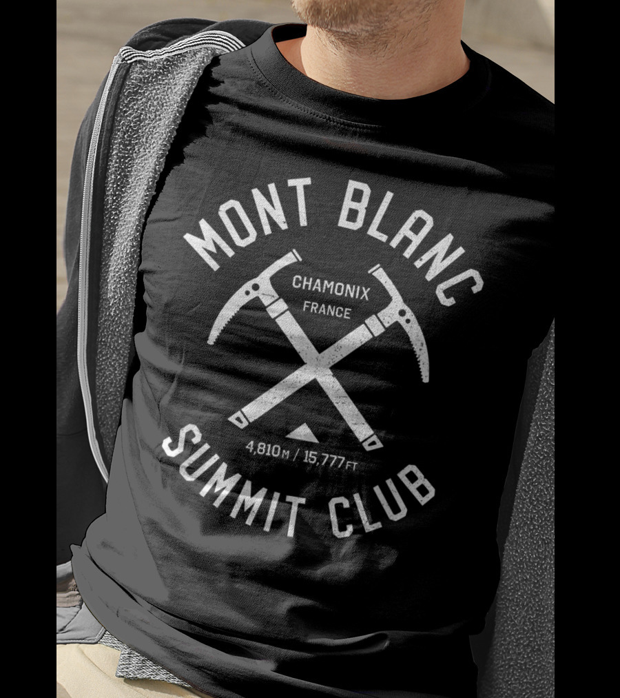 Mont Blanc Summit Club Chamonix France 4,810m 15,777ft T-Shirt