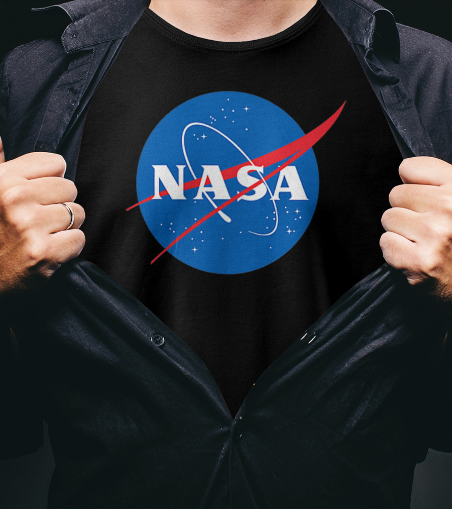 Nasa Officially Licensed NASA Worm Logo Space Badge T-Shirt