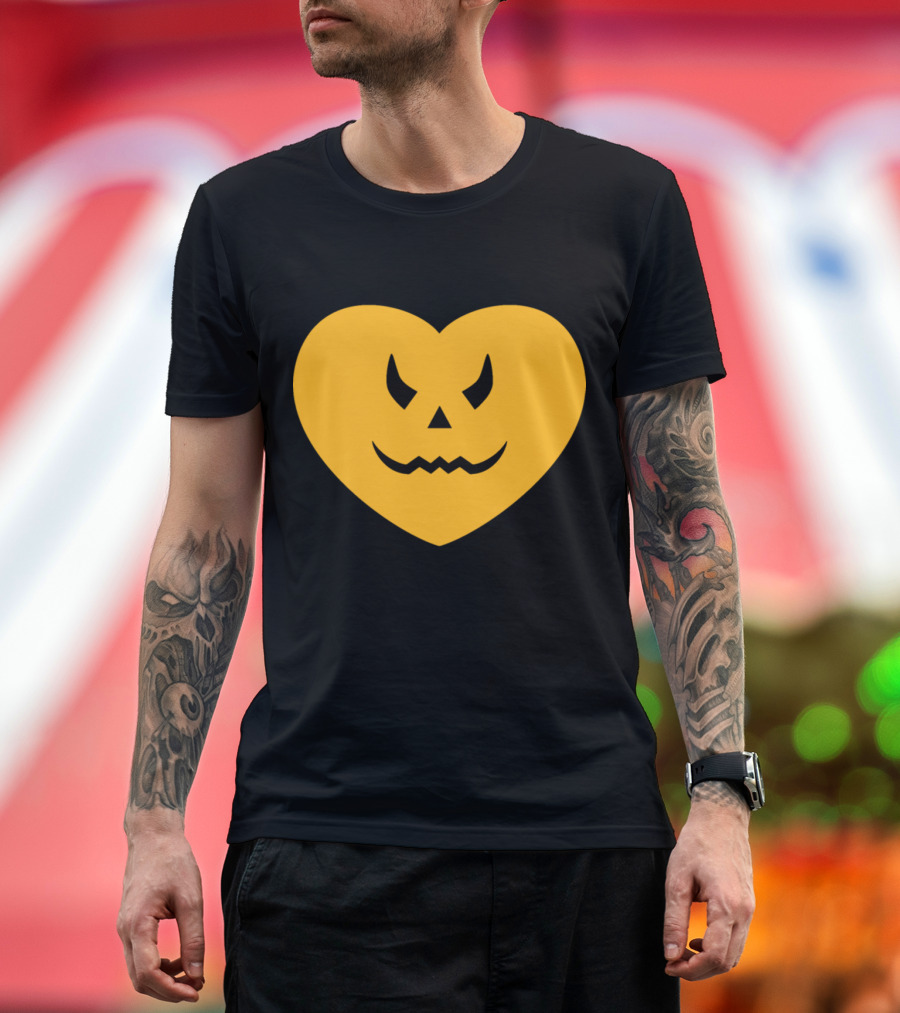 Pumpkin Heart Halloween Yellow Heart Scare Jack-O'-Lantern Face T-Shirt