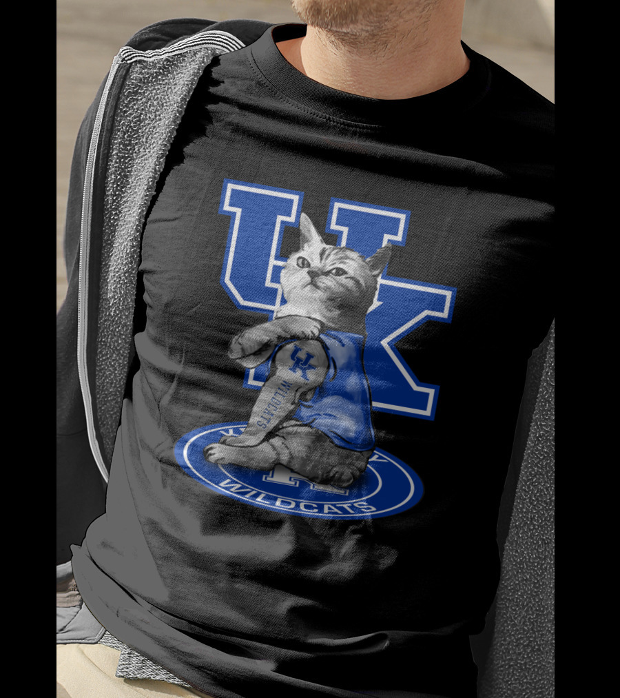Uk Wildcats Cat Mascot With Letterman T-Shirt